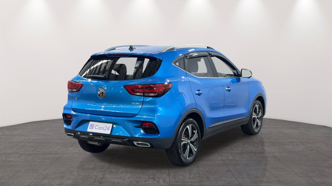 Right Back Diagonal (45- Degree) View