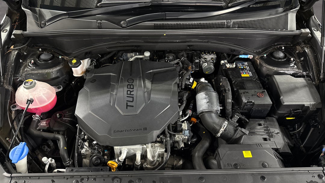 2022 Hyundai Santa Fe Highlander Crdi (AWD), Automatic, 58187 km, Open Bonnet (Engine)