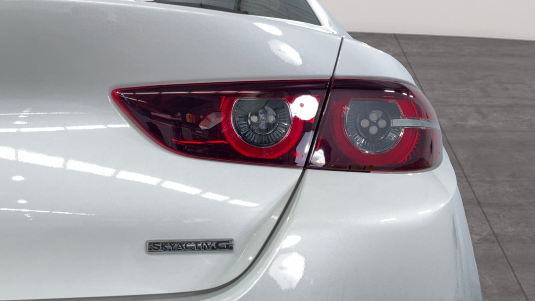 Badge (Boot Right Side)