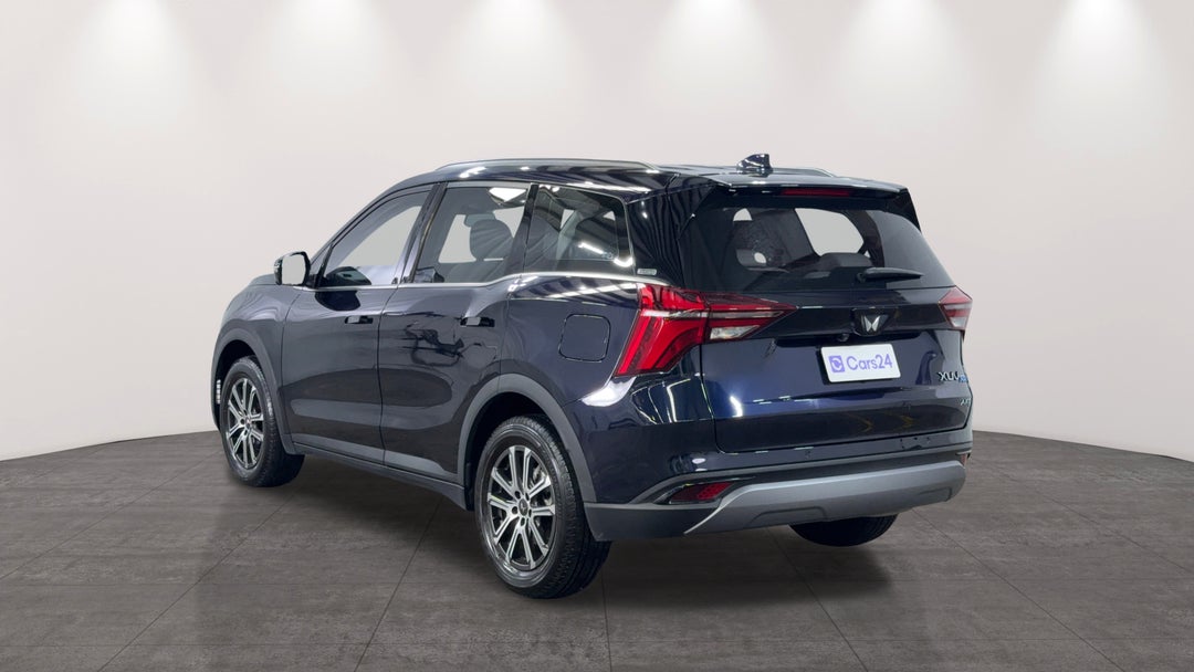 2023 Mahindra Xuv700 Ax7l, Automatic, 20601 km, Left Back Diagonal (45- Degree) View