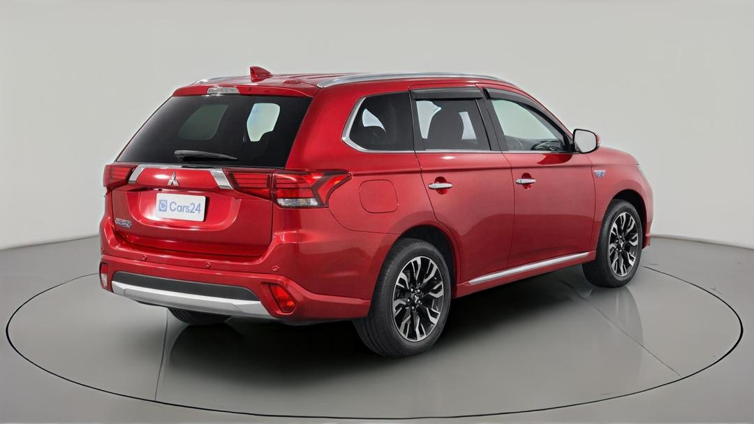2017 Mitsubishi Outlander Exceed Phev, Automatic, 149956 km, Right Back Diagonal (45- Degree) View