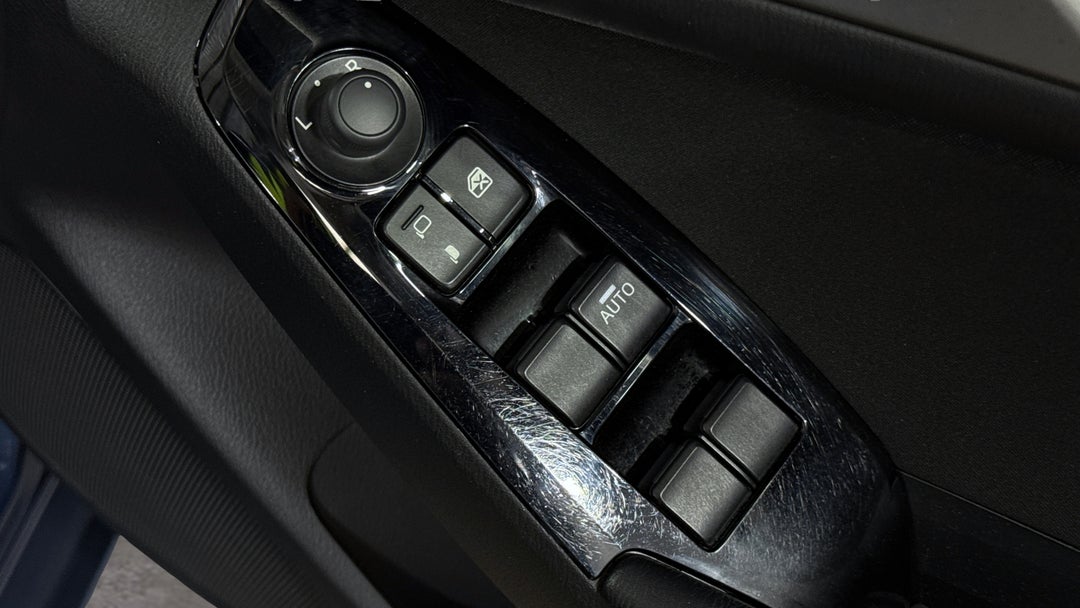 2018 Mazda 3 Maxx Sport, Automatic, 87722 km, Drivers Side Door Panel Controls