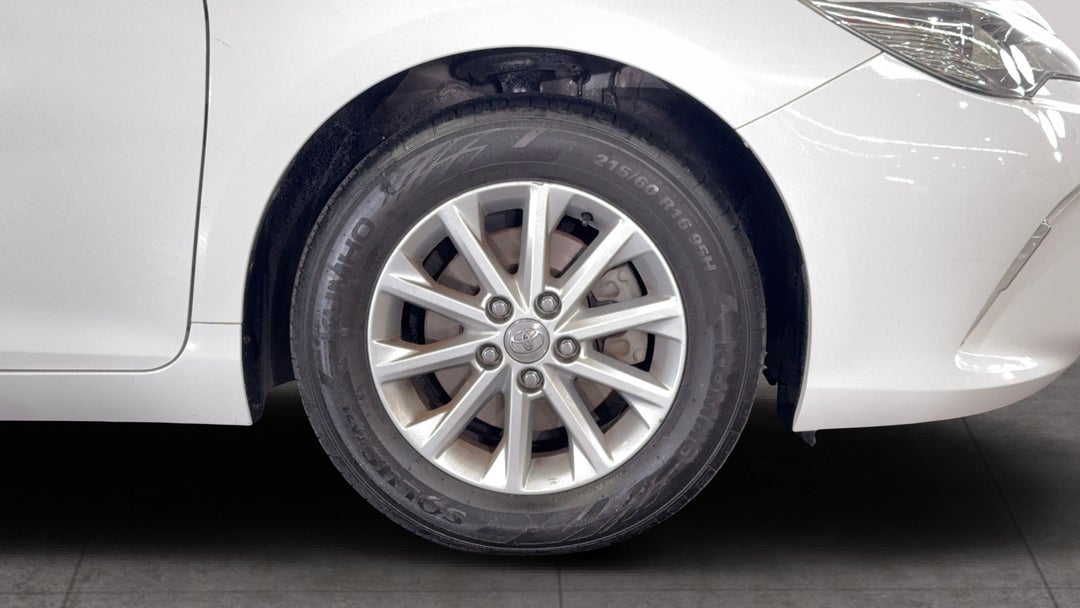 2017 Toyota Camry Altise, Automatic, 65184 km, Right Front Wheel