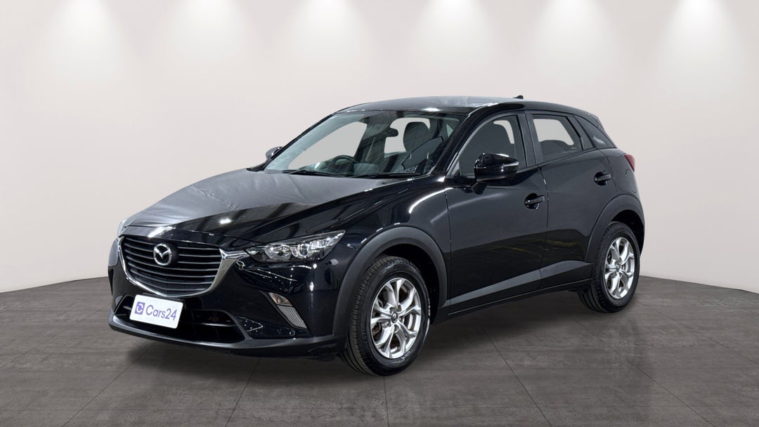 2016 Mazda CX-3 Maxx (FWD), Manual, 112227 km, Left Front Diagonal (45- Degree) View