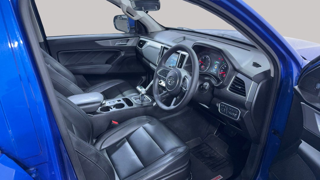 2021 GWM Ute Cannon (4x4), Automatic, 49043 km, Right Side Front Door Cabin View