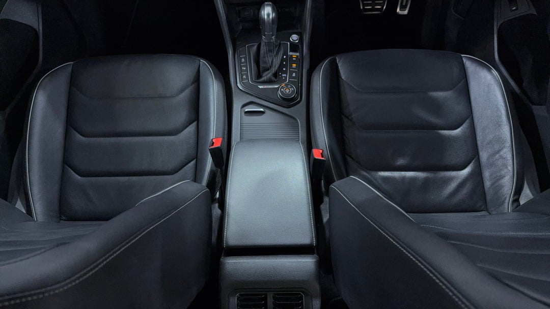 2018 Volkswagen Tiguan Allspace 162 Tsi Highline, Automatic, 99063 km, Center Console