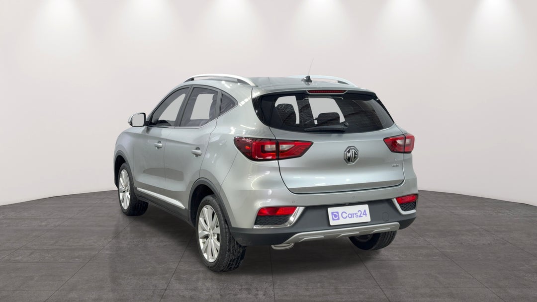 Left Back Diagonal (45- Degree) View