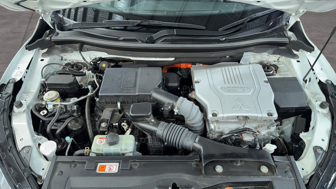 Open Bonnet (Engine)