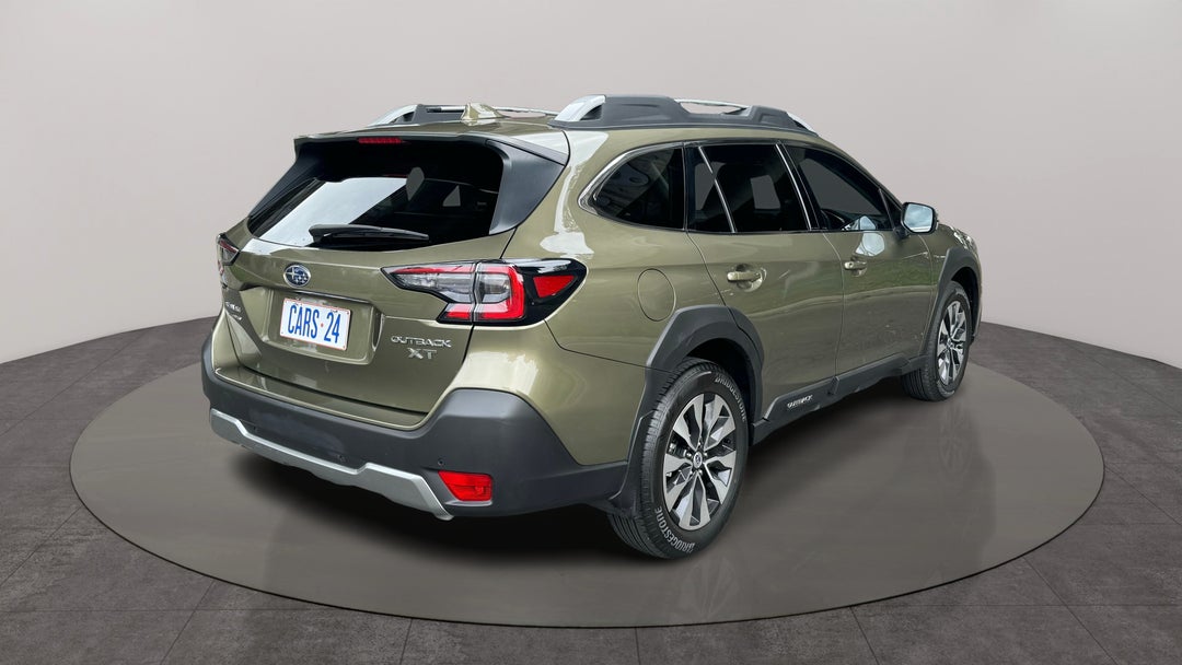 Right Back Diagonal (45- Degree) View