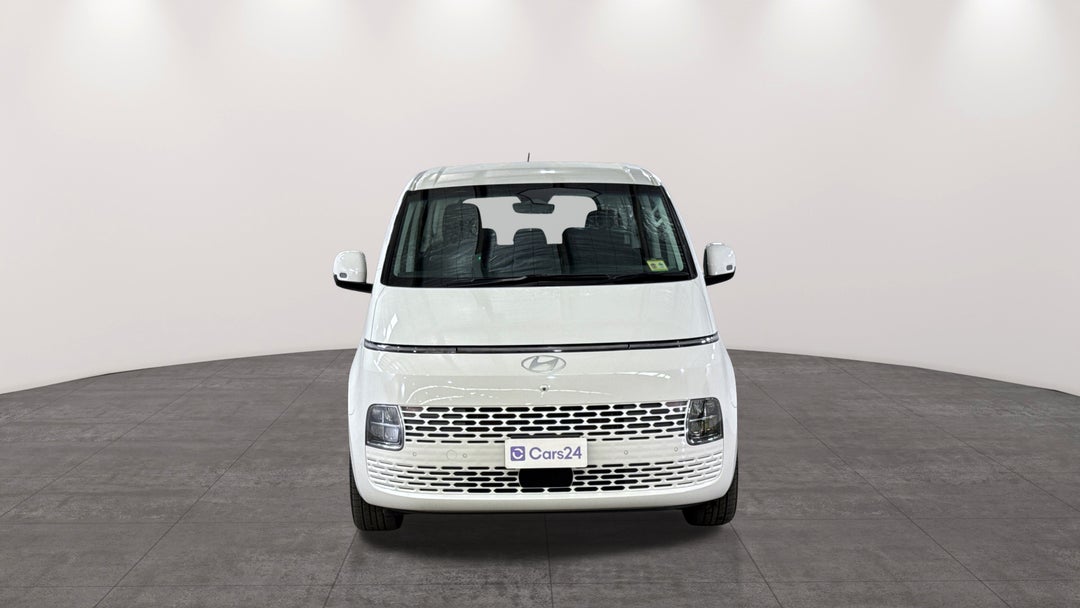 2024 Hyundai Staria ., Automatic, 48958 km, Front View