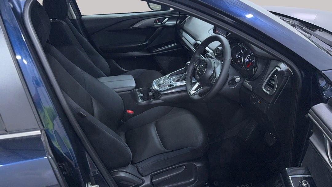 2016 Mazda CX-9 Sport (FWD), Automatic, 161266 km, Right Side Front Door Cabin View