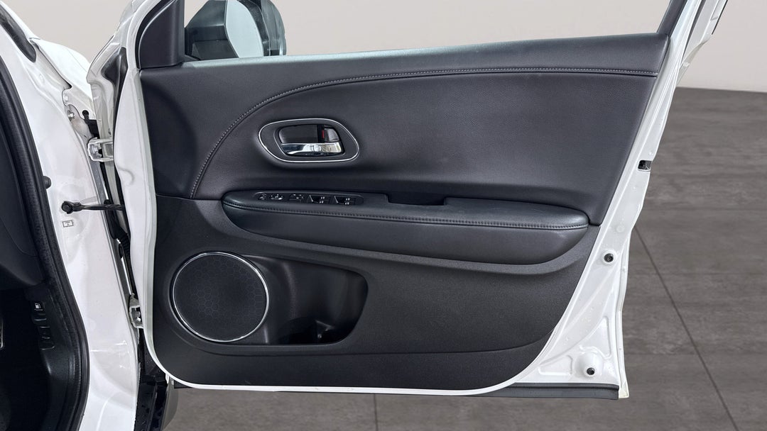 2019 Honda HR-V Vti-lx, Automatic, 94458 km, Speaker View