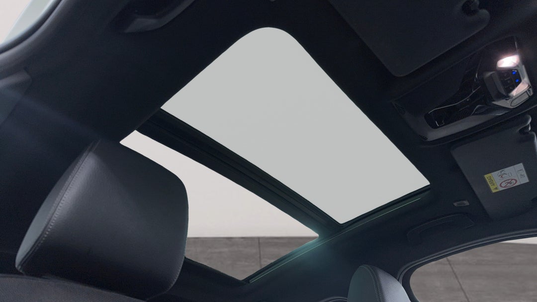 Interior Sunroof/Moonroof