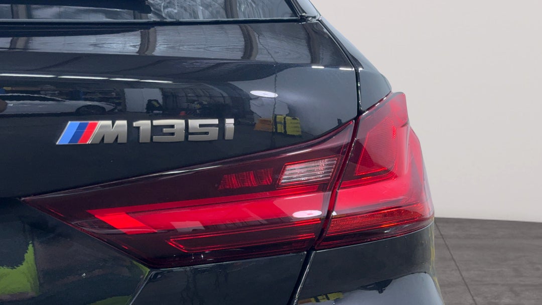 2022 BMW 1 M135i Xdrive, Automatic, 30263 km, Badge (Boot Right Side)