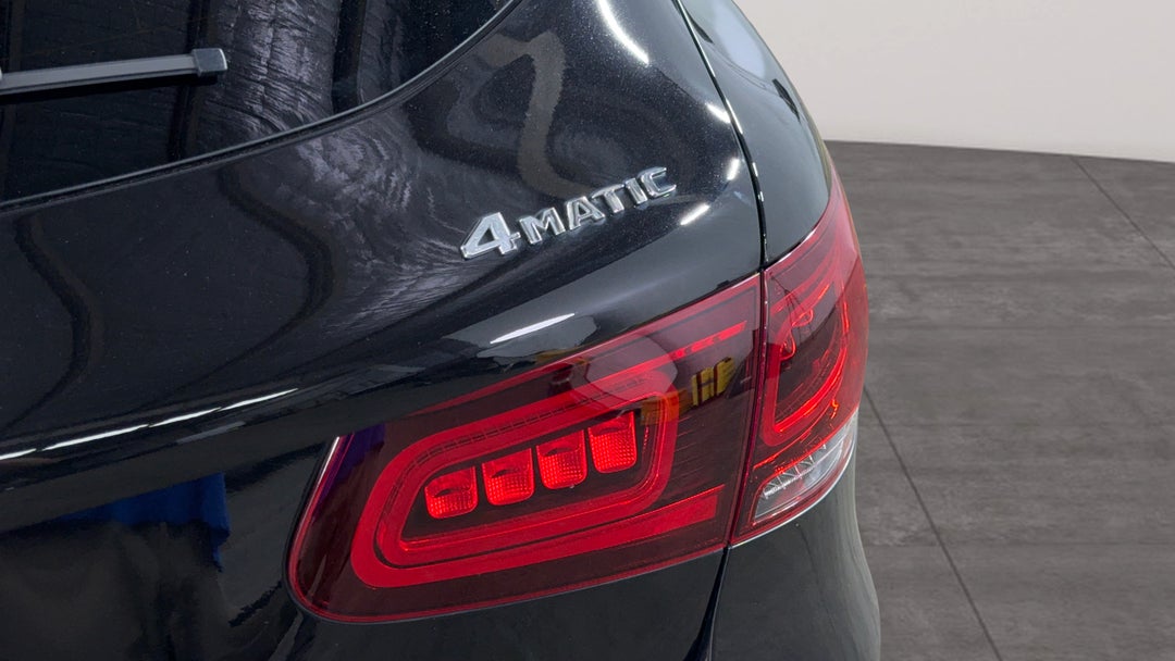 2019 Mercedes-benz GLC 200, Automatic, 68705 km, Badge (Boot Right Side)