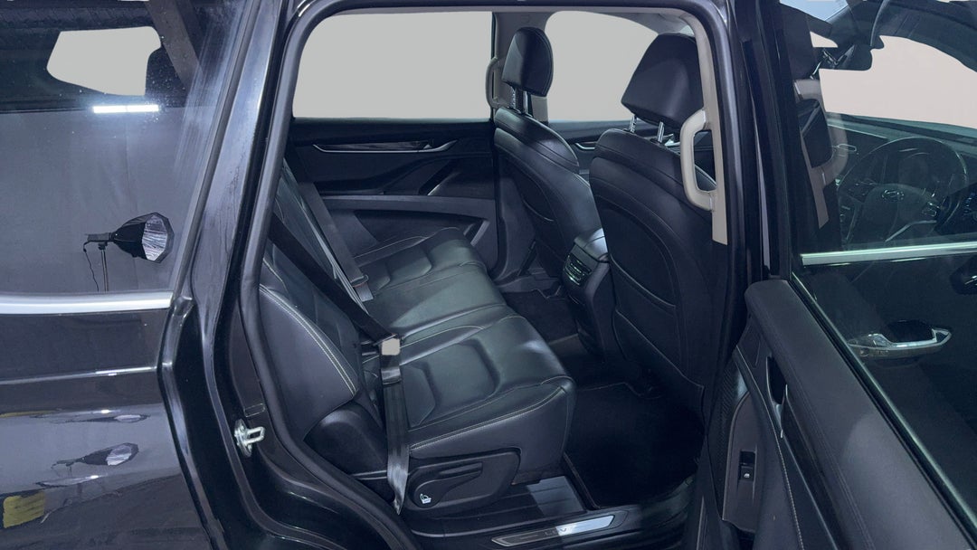 2021 LDV D90 Executive (4WD) D20, Automatic, 87549 km, Right Side Rear Door Cabin View