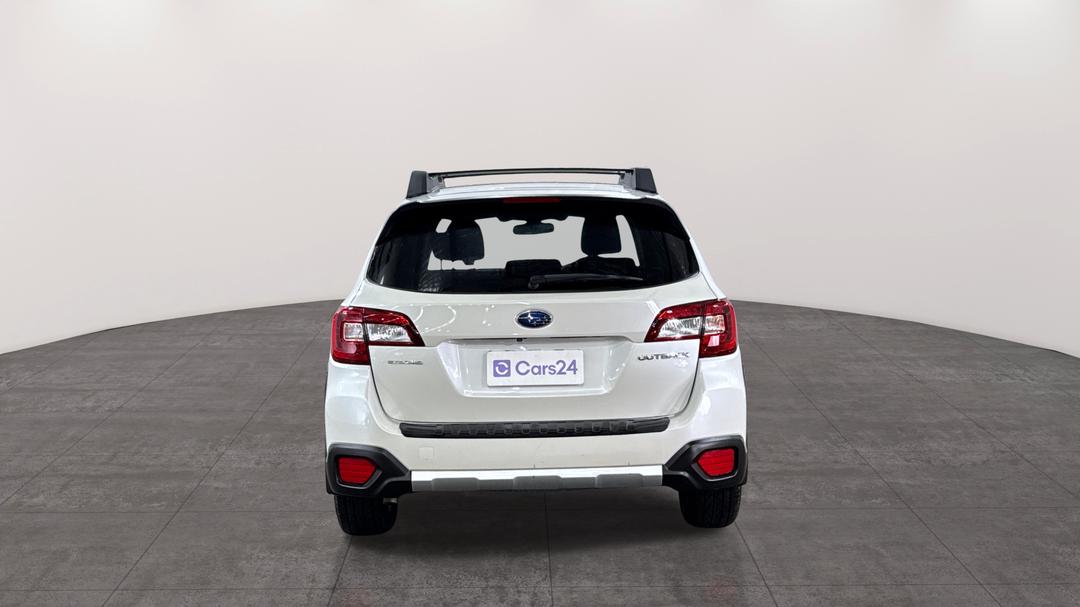 2016 Subaru Outback 2.5i Premium AWD, Automatic, 119746 km, Back/Rear View