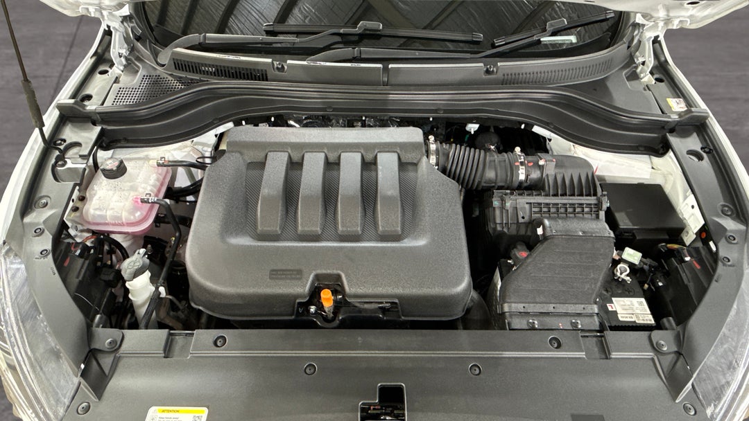 2024 Mahindra Xuv700 Ax7l, Automatic, 8513 km, Open Bonnet (Engine)