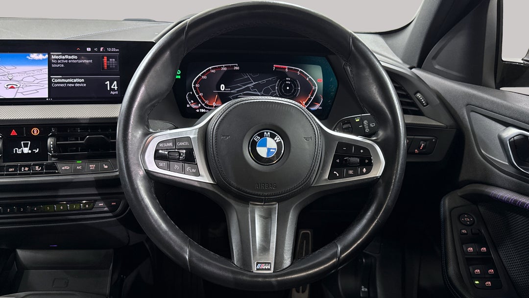 2021 BMW 1 18i M Sport, Automatic, 41761 km, Steering Wheel Close-up