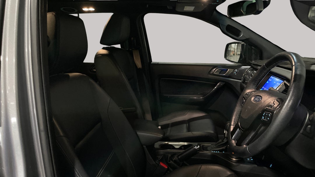 2022 Ford Everest Titanium (4WD), Automatic, 65664 km, Right Side Front Door Cabin View
