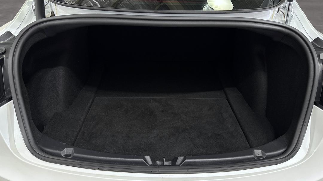 2022 Tesla Model 3 Rear-wheel Drive, Automatic, 43842 km, Boot Inside View