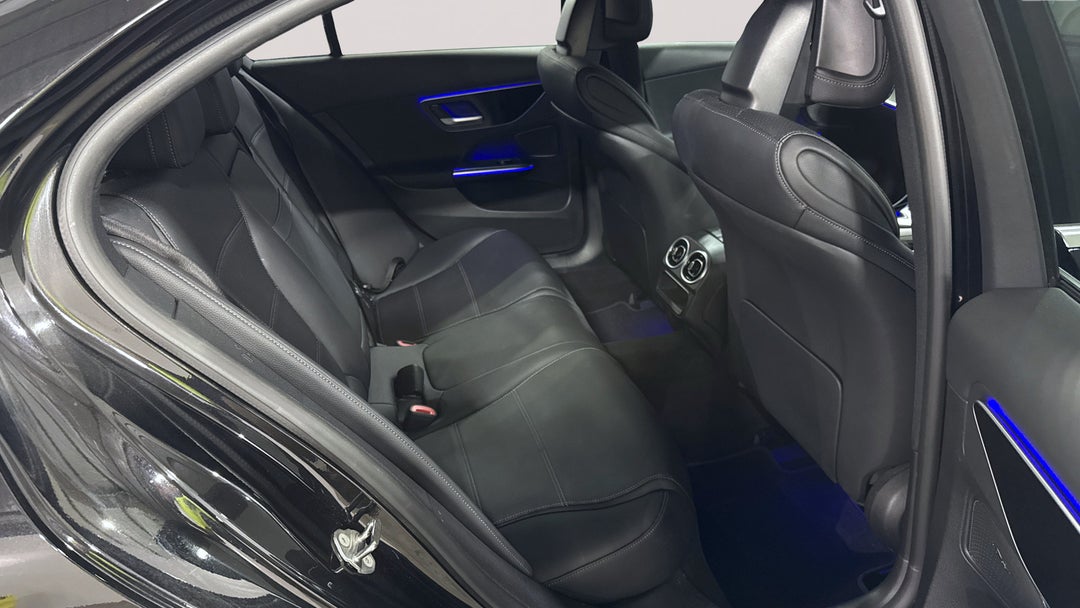 2022 Mercedes-benz C200 Mhev, Automatic, 52968 km, Right Side Rear Door Cabin View