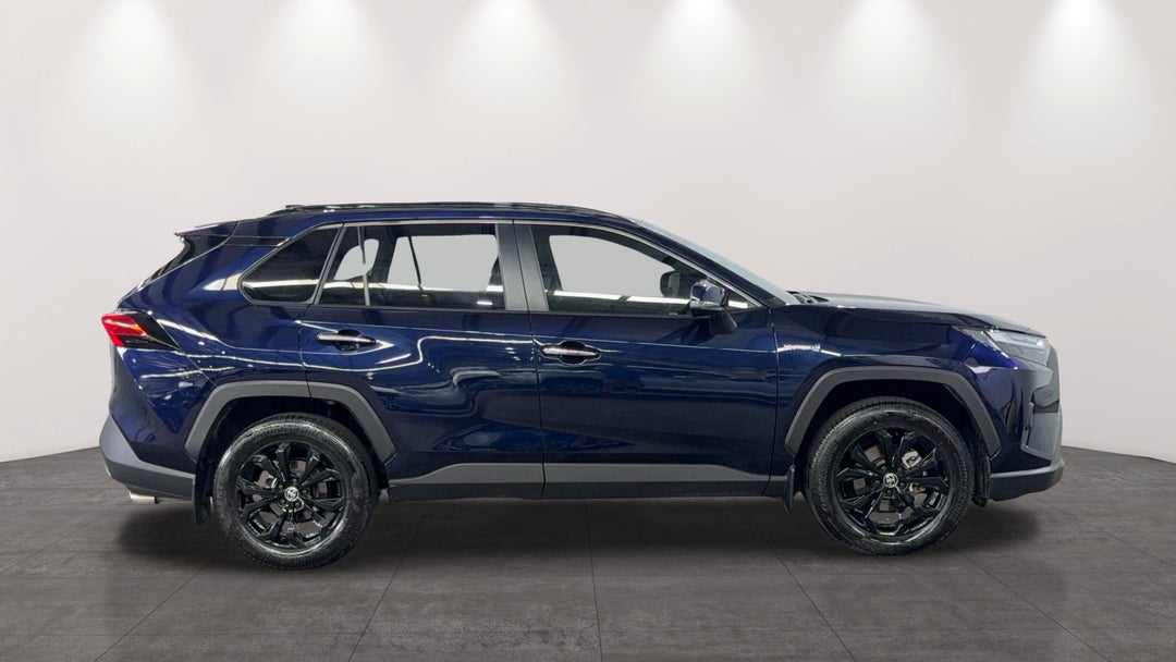 2024 Toyota RAV4 Cruiser (AWD) Hybrid, Automatic, 27591 km, Right Side View