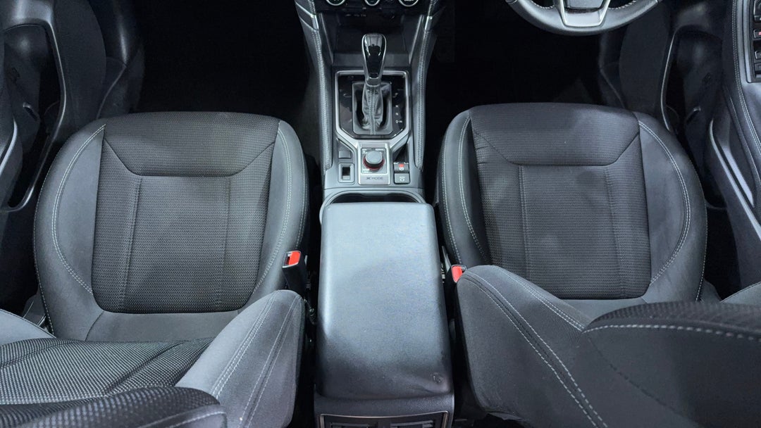 2024 Subaru Forester 2.5i (AWD), Automatic, 39036 km, Center Console