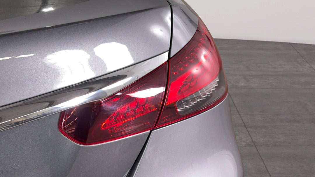 Badge (Boot Right Side)