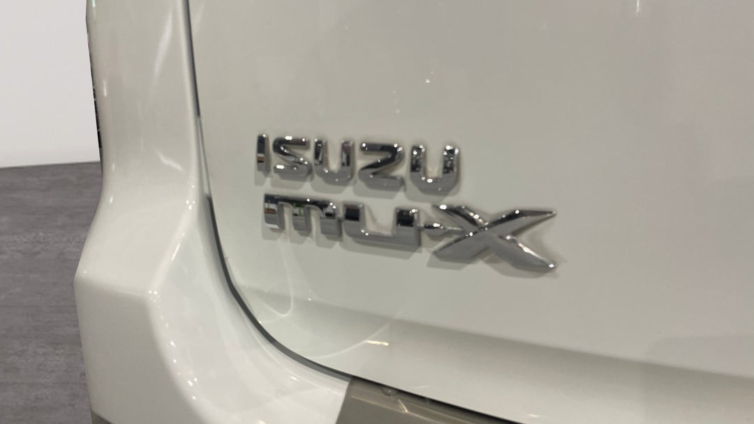 2019 Isuzu MU-X Ls-m (4x4), Automatic, 92842 km, Badge (Boot Left Side)