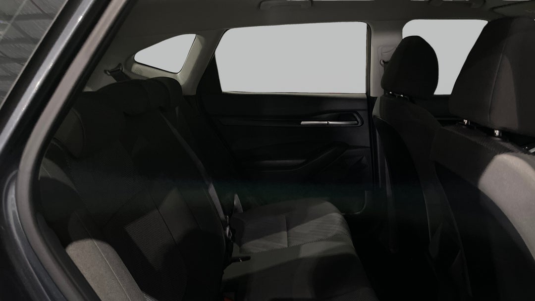 2021 Kia Seltos Sport (FWD), Automatic, 84476 km, Right Side Rear Door Cabin View