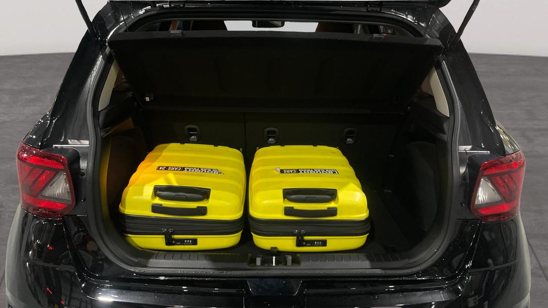 2021 Hyundai Venue Active, Automatic, 20760 km, Boot Inside View with Luggage