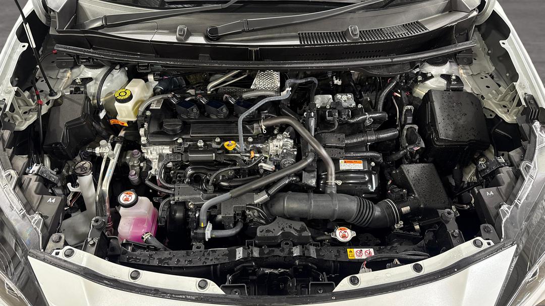 2024 Toyota Yaris Cross Gx Hybrid, Automatic, 26552 km, Open Bonnet (Engine)