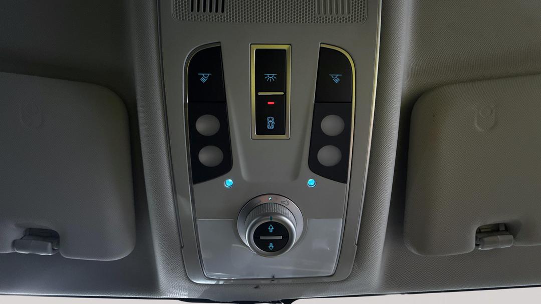 2020 Haval H2 Lux 2WD, Automatic, 87126 km, On-Roof Controls/Sunglass holder