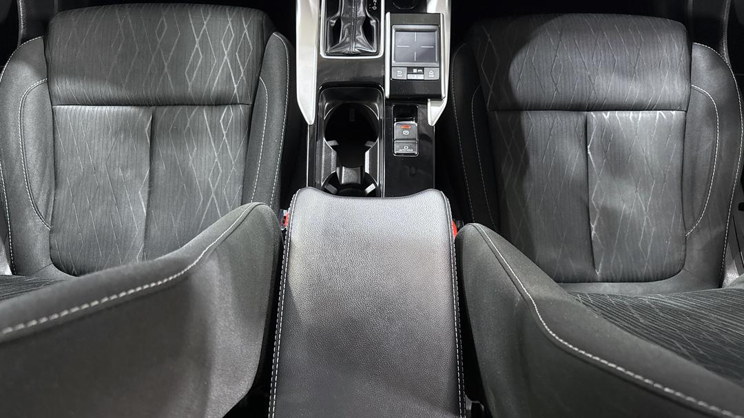 2019 Mitsubishi Eclipse Cross Ls (2WD), Automatic, 73053 km, Center Console