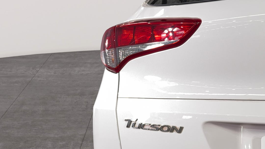 2016 Hyundai Tucson Active (fwd), Automatic, 130154 km, Badge (Boot Left Side)