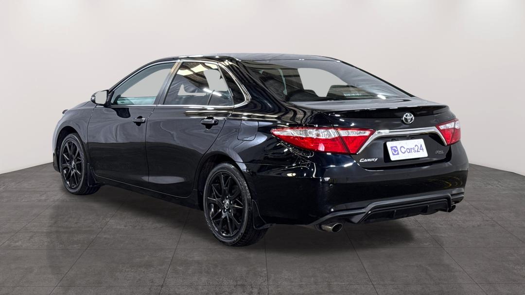 2017 Toyota Camry Rz S.e., Automatic, 134439 km, Left Back Diagonal (45- Degree) View
