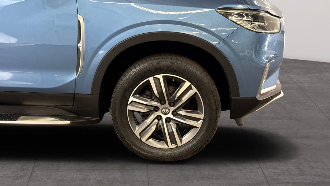 2020 LDV D90 Executive (4WD), Automatic, 104210 km, Right Front Wheel