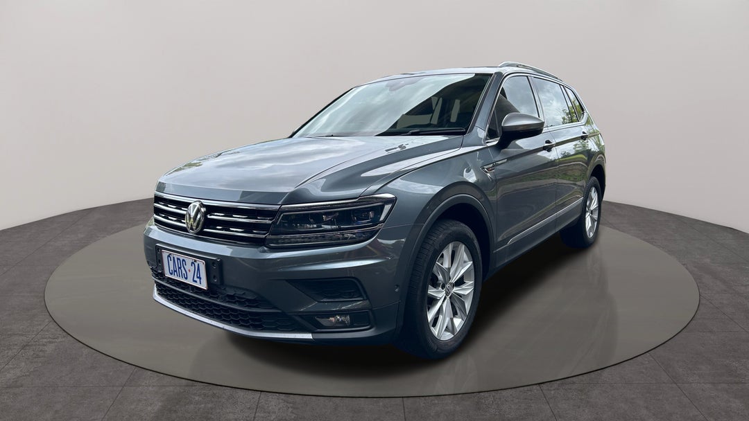 Left Front Diagonal (45- Degree) View