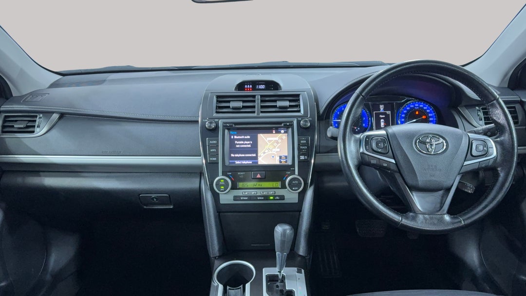 2017 Toyota Camry Rz S.e., Automatic, 47431 km, Dashboard View