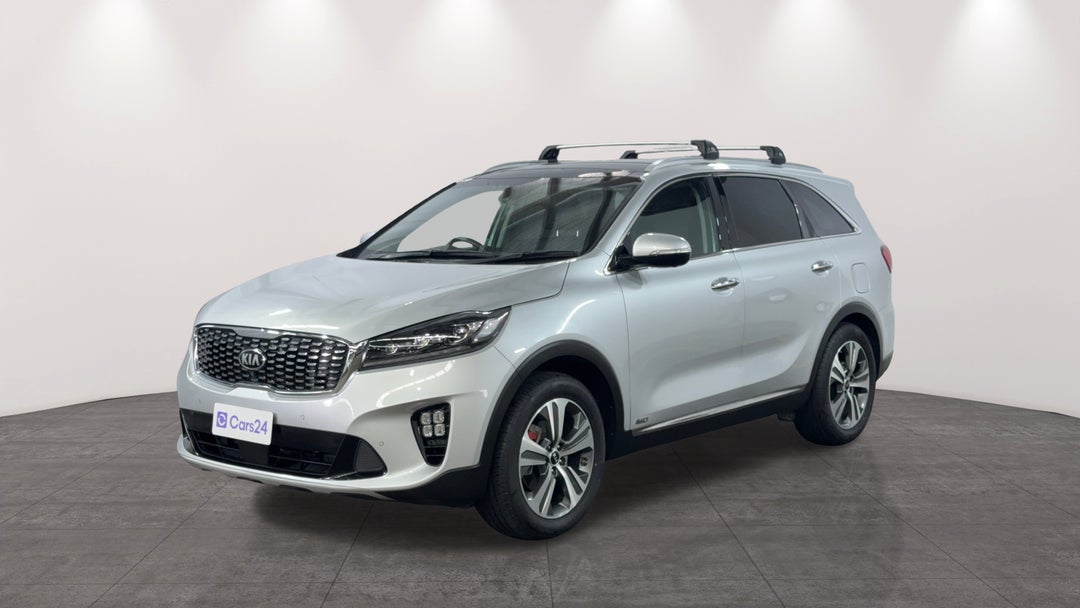 2019 Kia Sorento Gt-line (4x4), Automatic, 52068 km, Left Front Diagonal (45- Degree) View