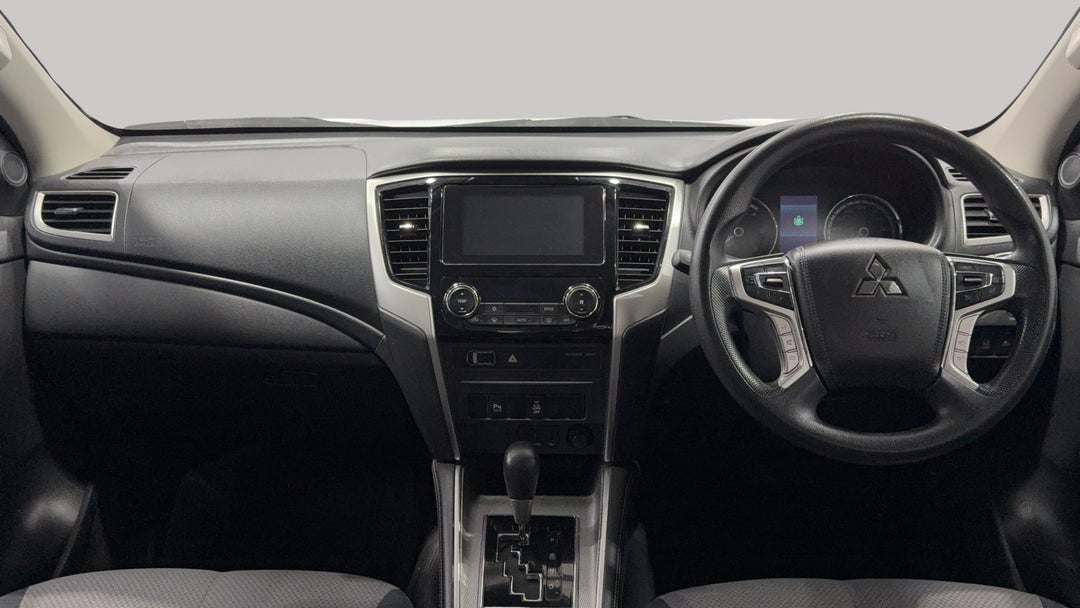 2019 Mitsubishi Triton Glx Plus (4x4), Automatic, 122087 km, Dashboard View