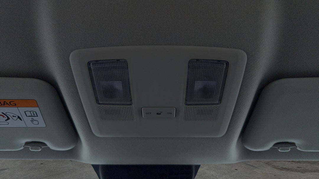 On-Roof Controls/Sunglass holder