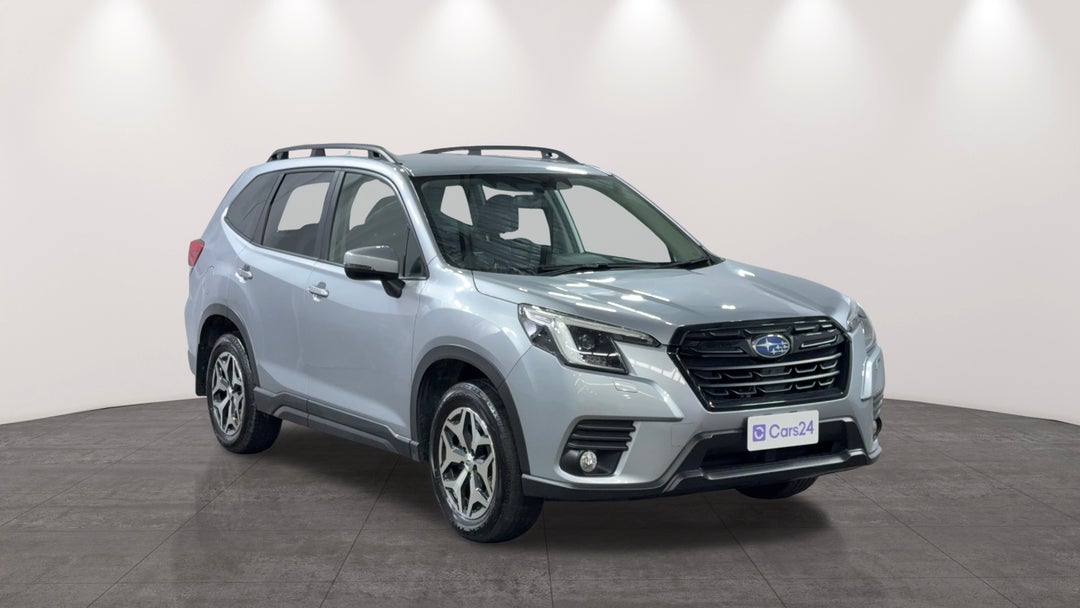 Right Front Diagonal (45- Degree) View