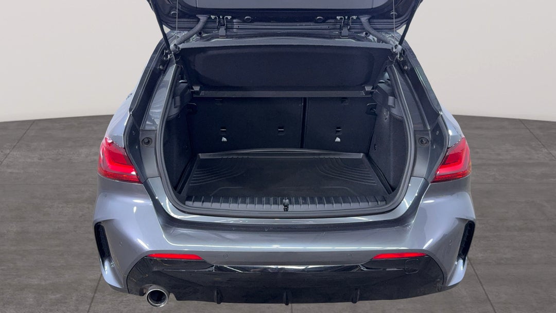 2020 BMW 1 18i M Sport, Automatic, 33346 km, Boot Inside View