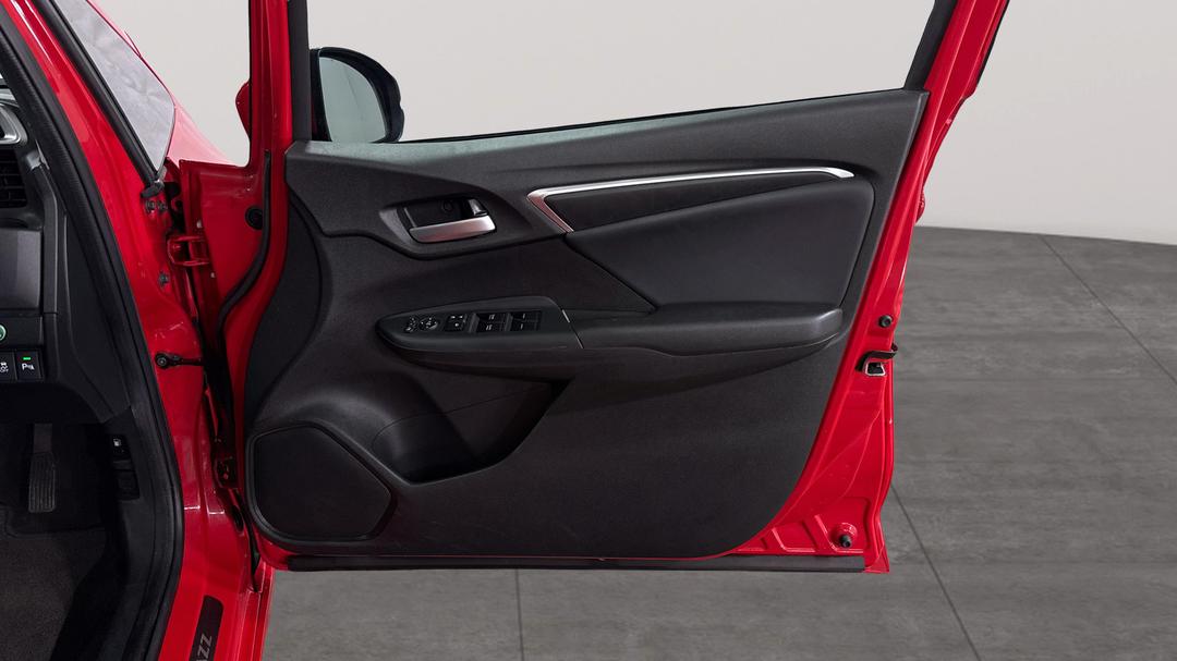 2015 Honda Jazz Vti-l, Automatic, 81613 km, Speaker View