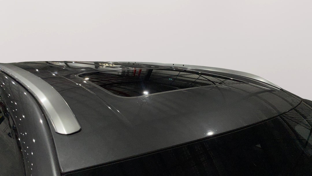 2022 LDV D90 Executive (2WD), Automatic, 62278 km, Roof/Sunroof View