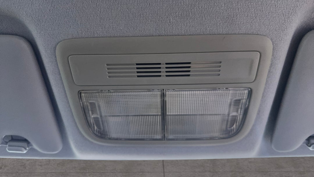 On-Roof Controls/Sunglass holder