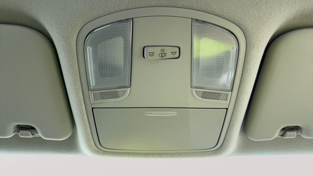 On-Roof Controls/Sunglass holder