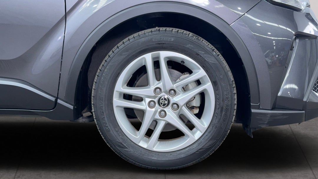 2021 Toyota C-HR Gxl (2WD), Automatic, 50059 km, Right Front Wheel
